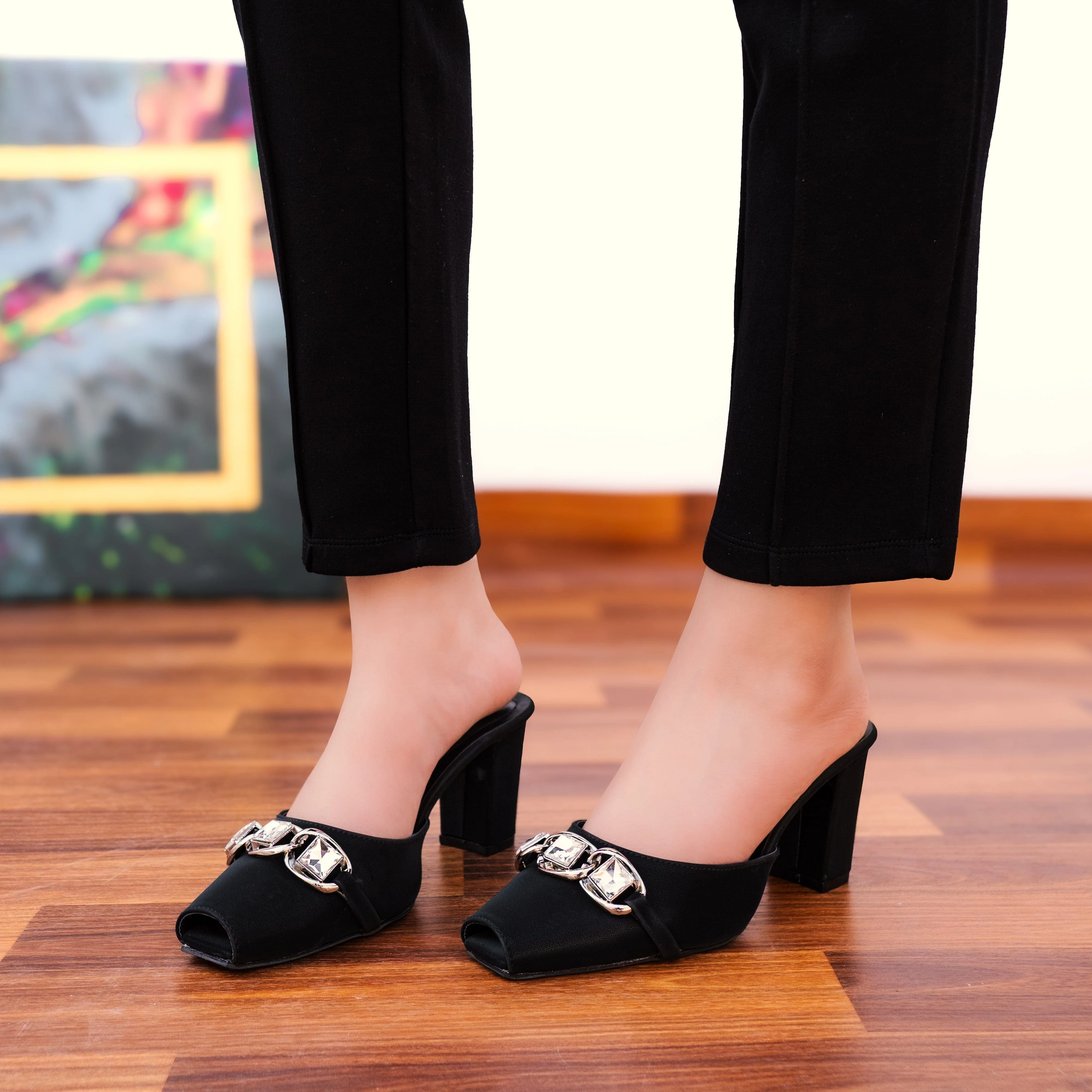COURT BUCKLE - BLACK - Image 4