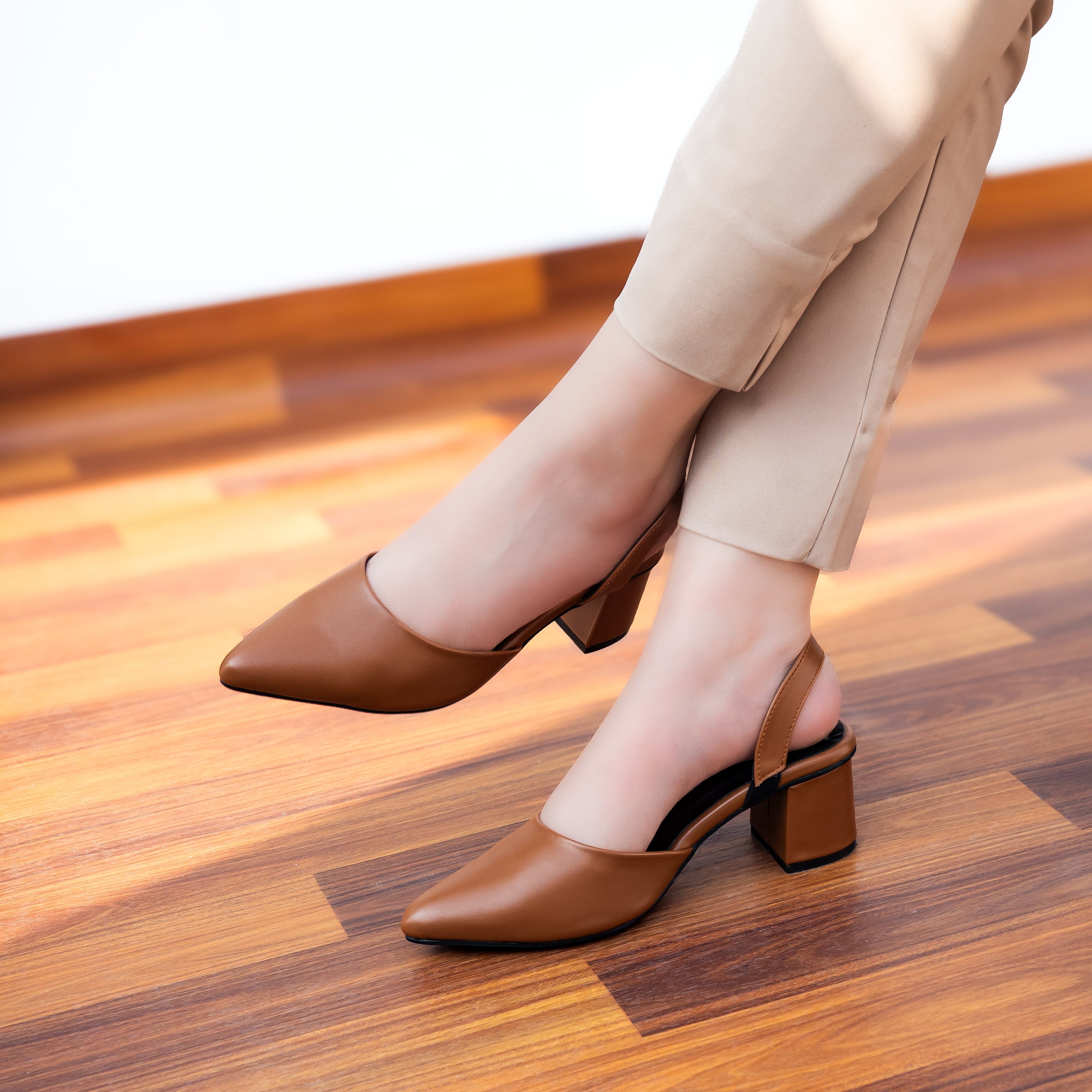 PLEASANT - BROWN - Image 5