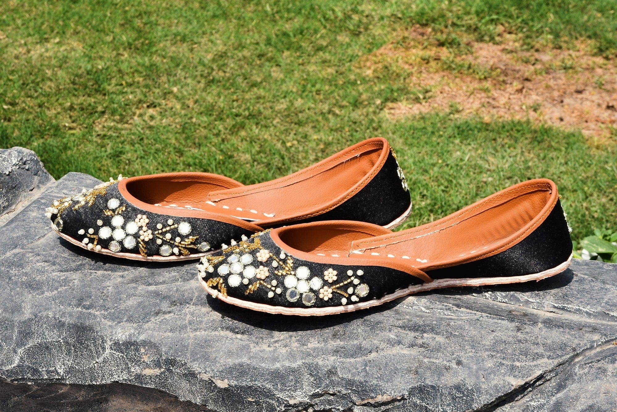 Mayo Khussa (black) - (No Return/Exchange) - Image 7